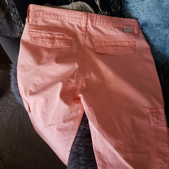 Guess Cargo Pants - Salmon Color - Picture 2 of 6